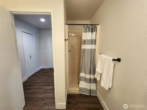 1 Lodge 616-c Manson WA 98816