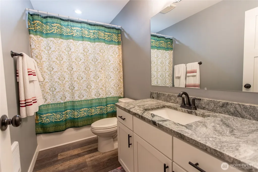 2915 Jackson Highway Chehalis WA 98532