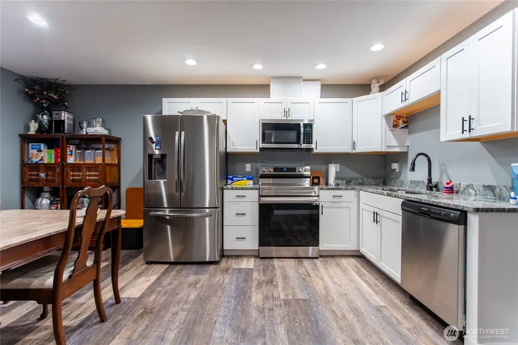 2915 Jackson Highway Chehalis WA 98532