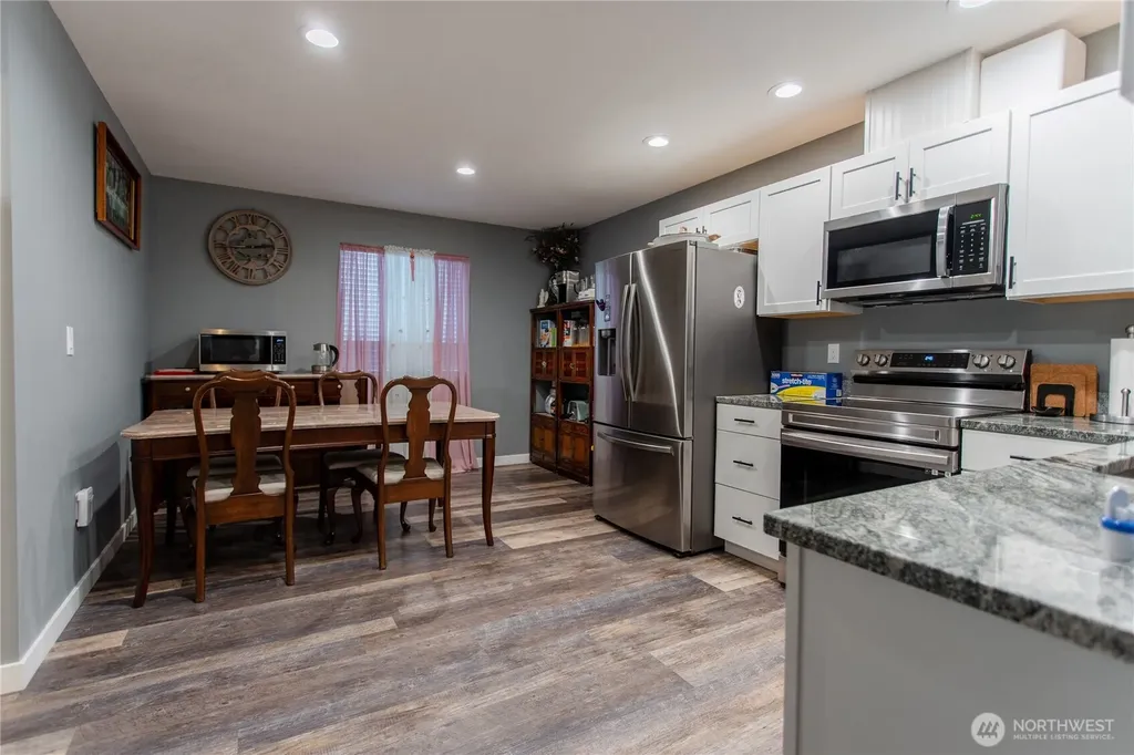 2915 Jackson Highway Chehalis WA 98532