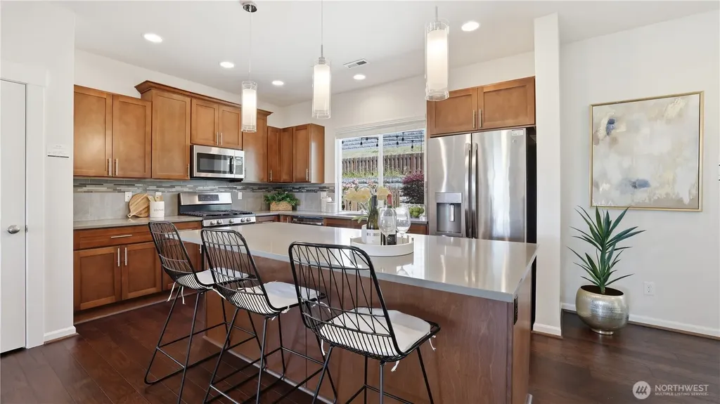 20024 90th Place S Kent WA 98031