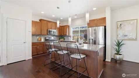 20024 90th Place S Kent WA 98031