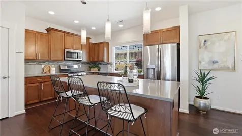 20024 90th Place S Kent WA 98031