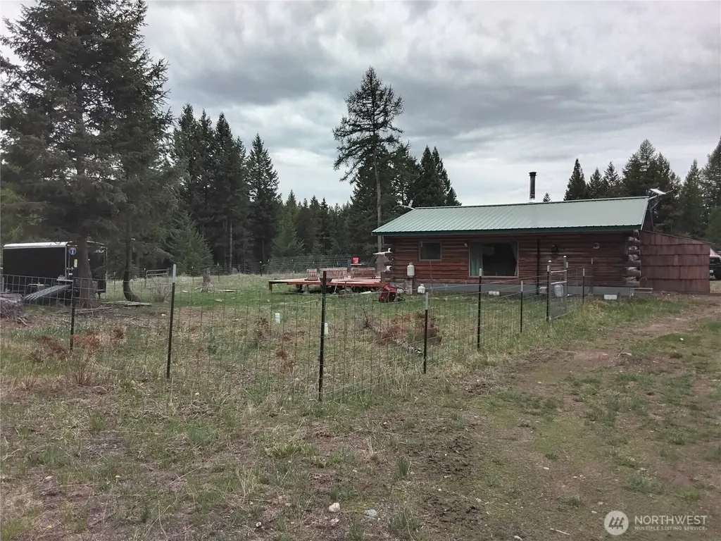 88 Cow Camp Road Oroville WA 98844