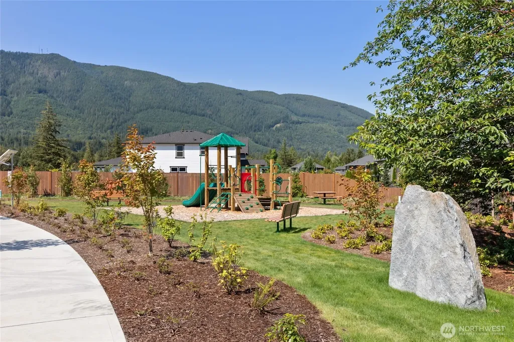 612 SE 11th Place North Bend WA 98045