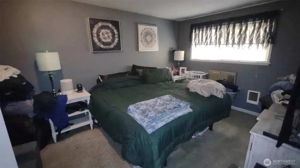 1766 S 94th Street Tacoma WA 98444