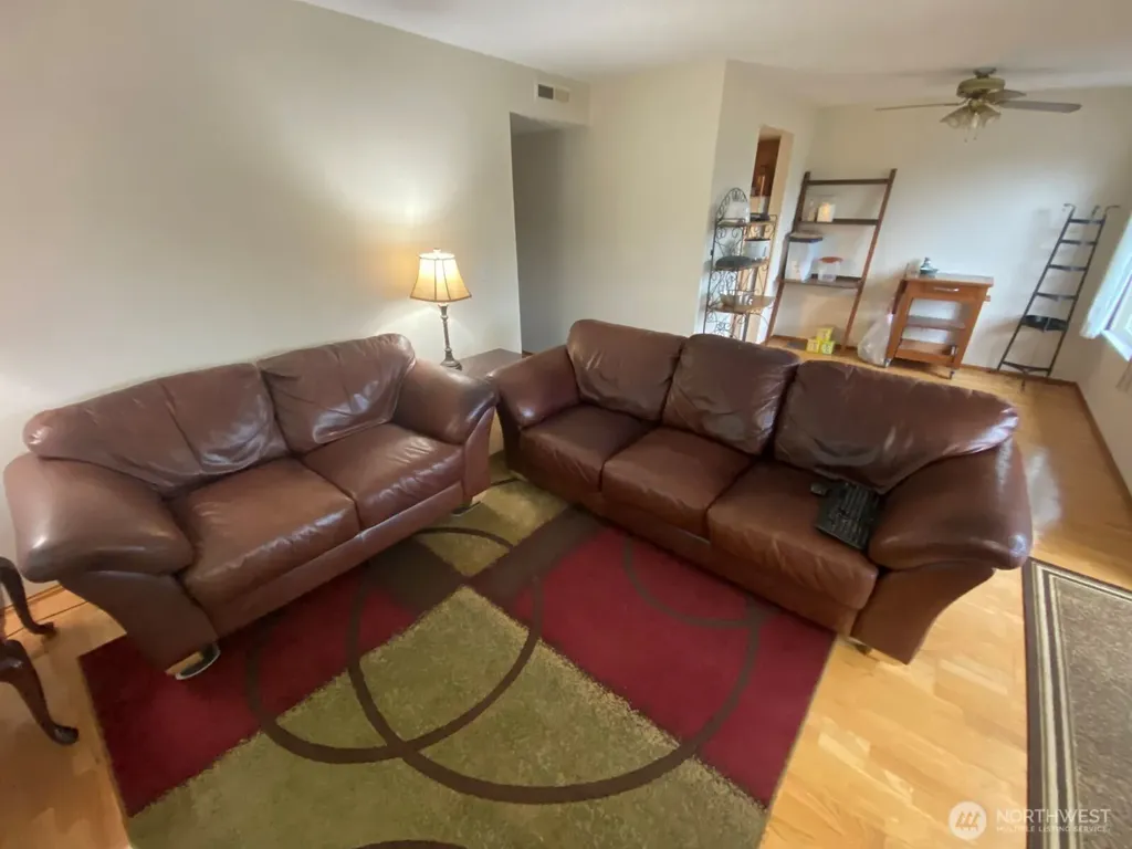 323 75th Street SE Everett WA 98203