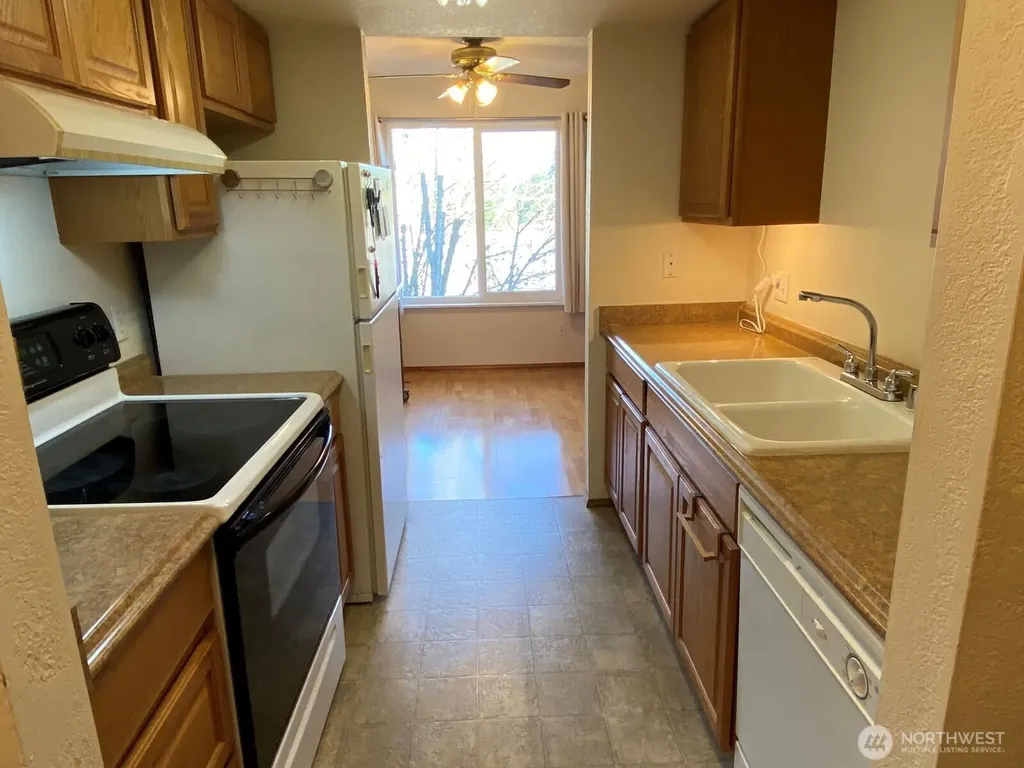 323 75th Street SE Everett WA 98203