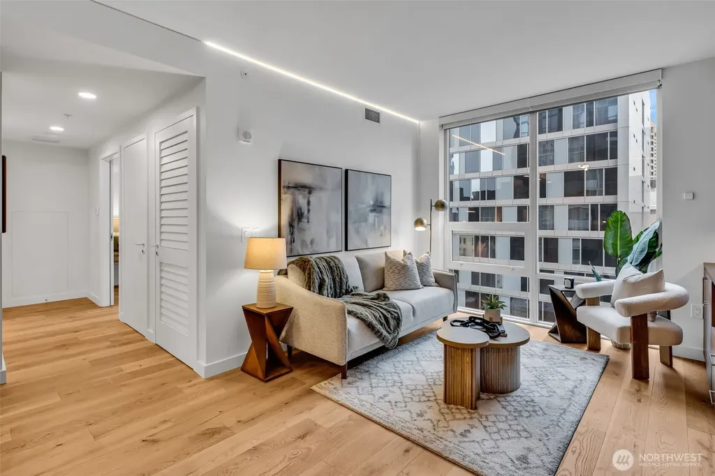 121 Stewart Street Seattle WA 98101