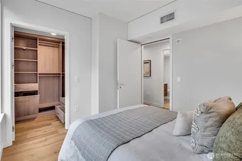 121 Stewart Street Seattle WA 98101