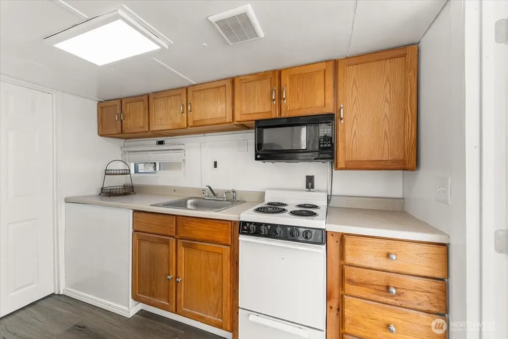 41722 S Shore Drive Concrete WA 98237