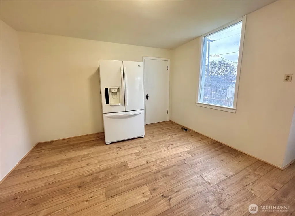 250 W Sixth Street Waitsburg WA 99361