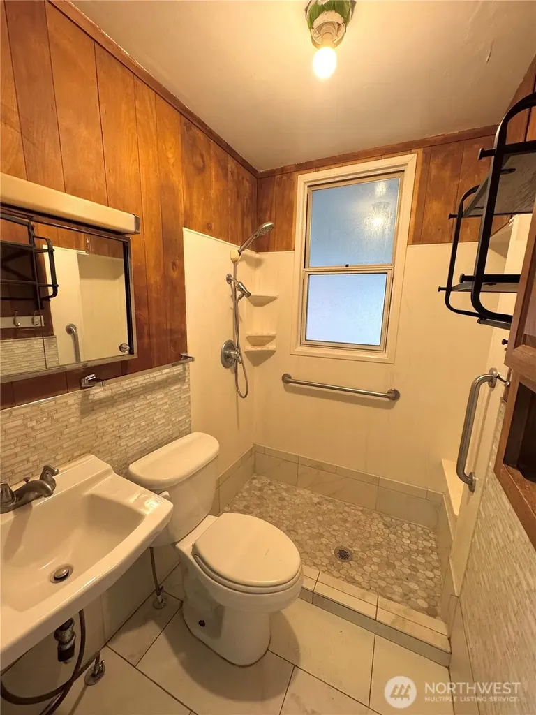 250 W Sixth Street Waitsburg WA 99361