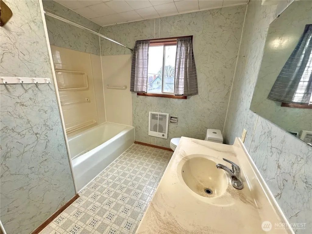 250 W Sixth Street Waitsburg WA 99361