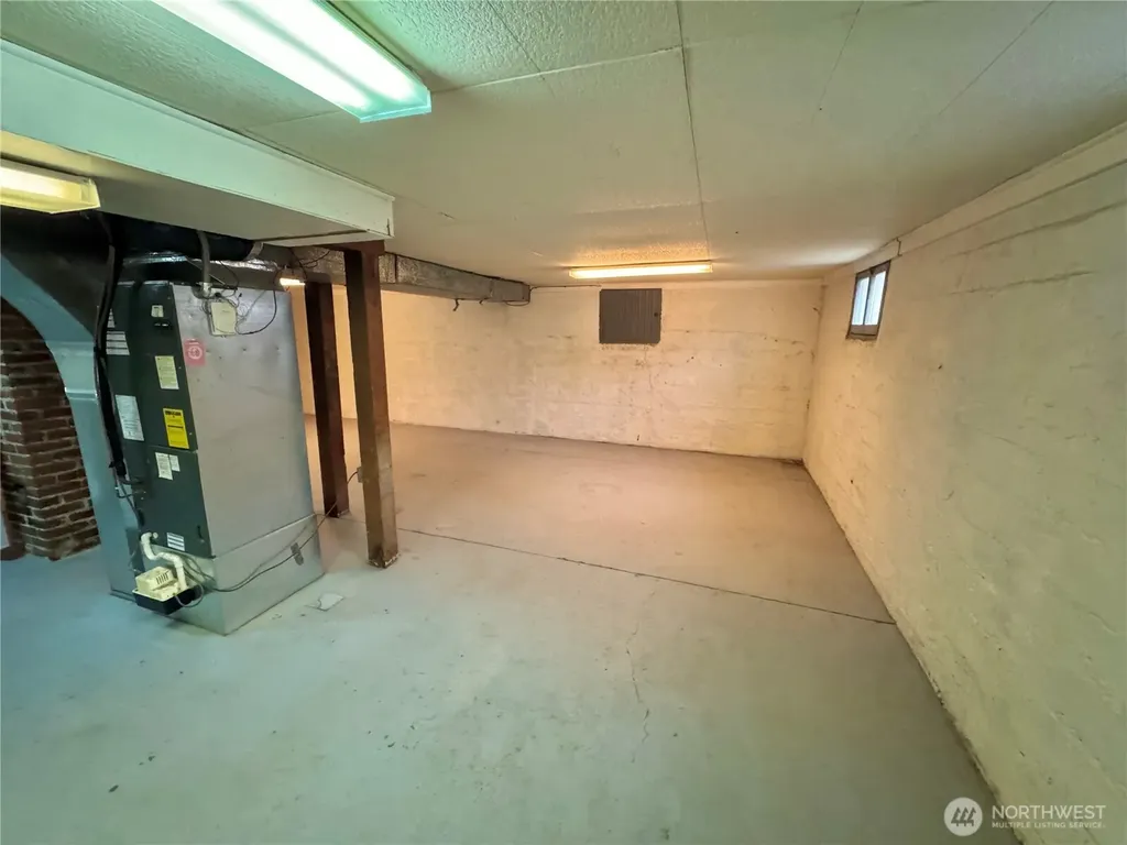 250 W Sixth Street Waitsburg WA 99361