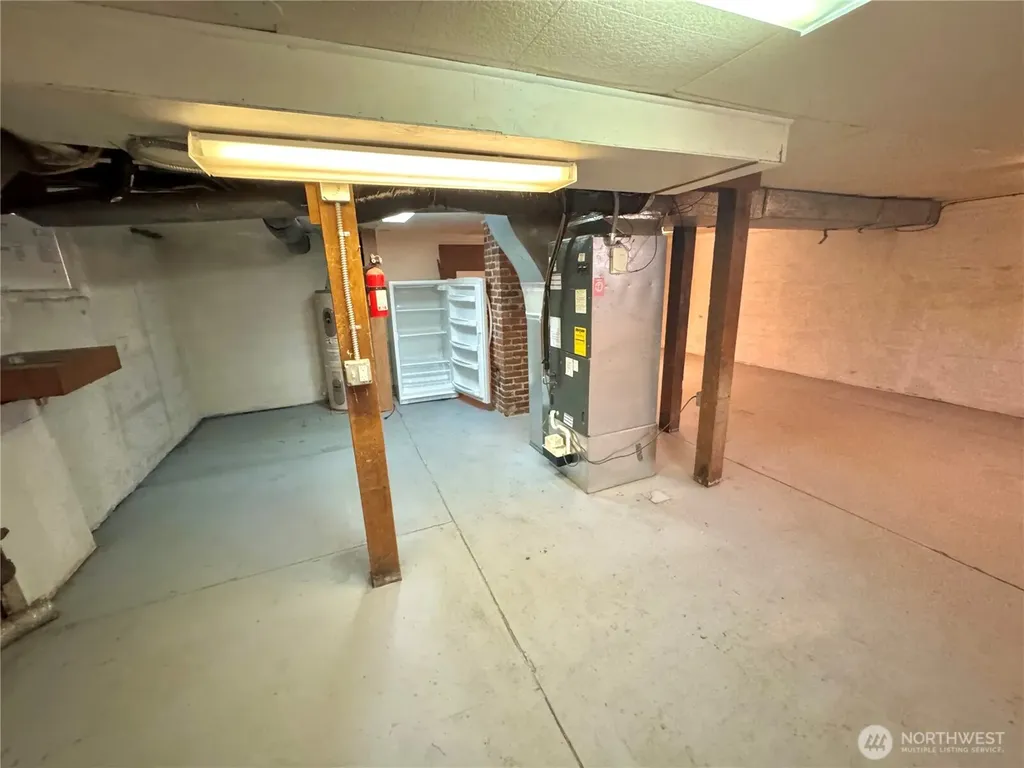 250 W Sixth Street Waitsburg WA 99361