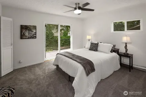 1564 Serpentine Place Shoreline WA 98155