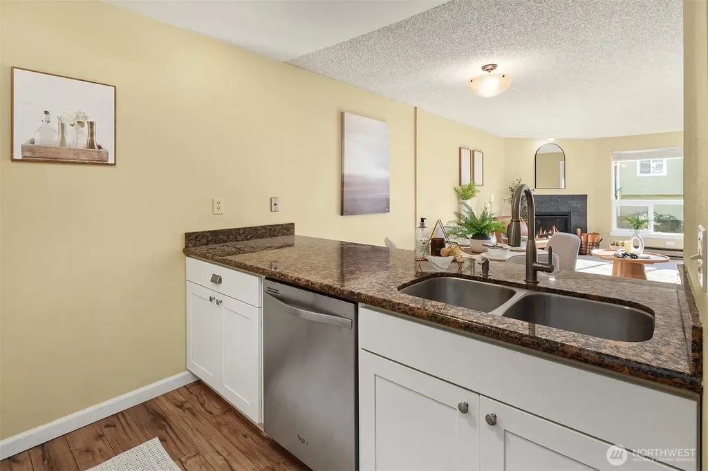 9416 1st Avenue NE Seattle WA 98115