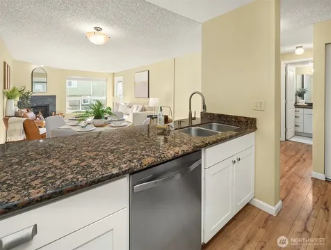 9416 1st Avenue NE Seattle WA 98115