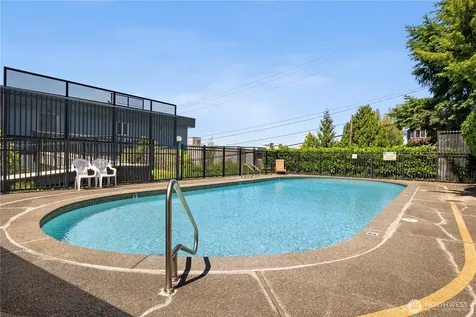 9416 1st Avenue NE Seattle WA 98115