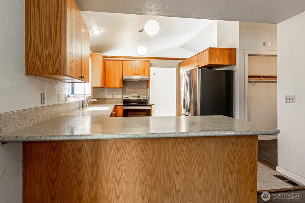 6135 36th Street SE Auburn WA 98092