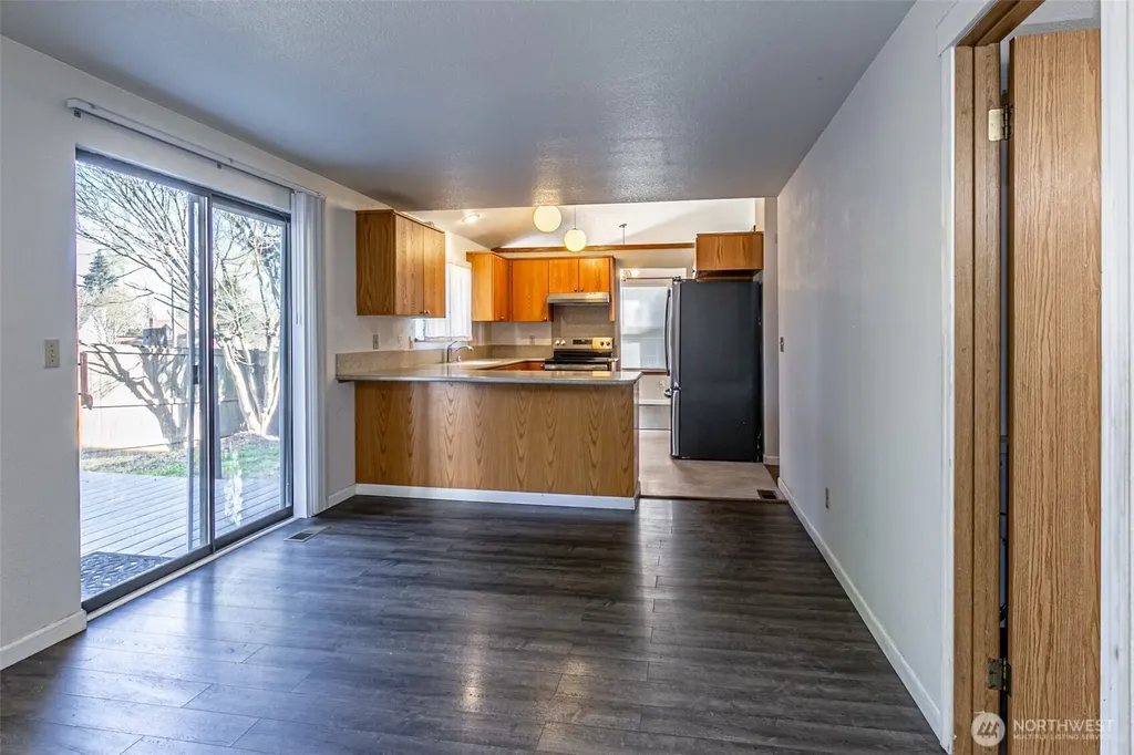 6135 36th Street SE Auburn WA 98092