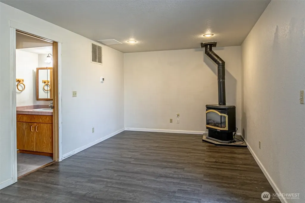 6135 36th Street SE Auburn WA 98092