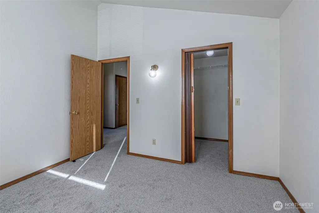 6135 36th Street SE Auburn WA 98092