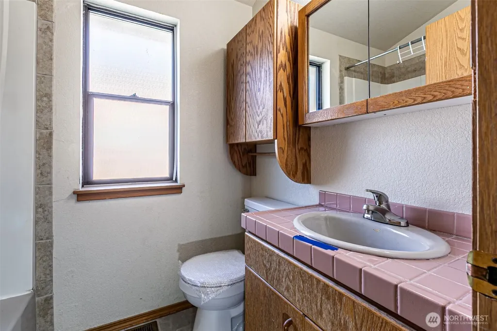 6135 36th Street SE Auburn WA 98092