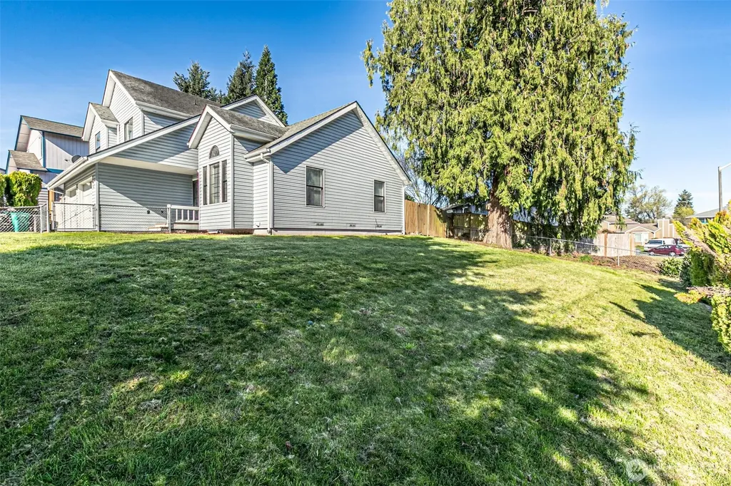 6135 36th Street SE Auburn WA 98092