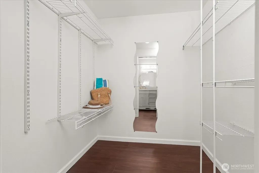 2200 Alki Avenue SW Seattle WA 98116