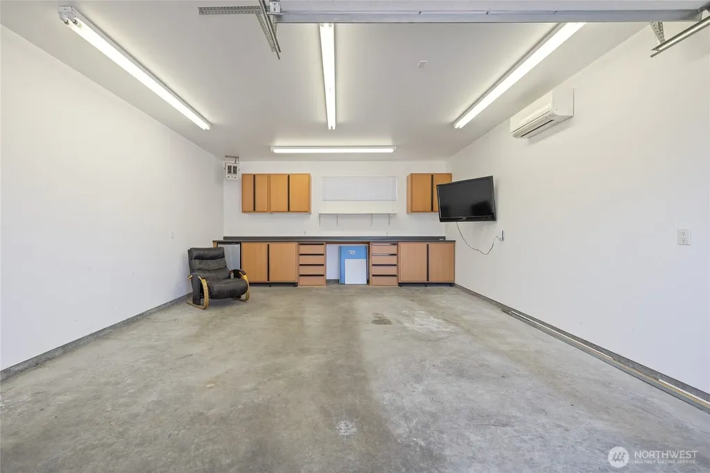 4004 50th Street Ct E Tacoma WA 98443