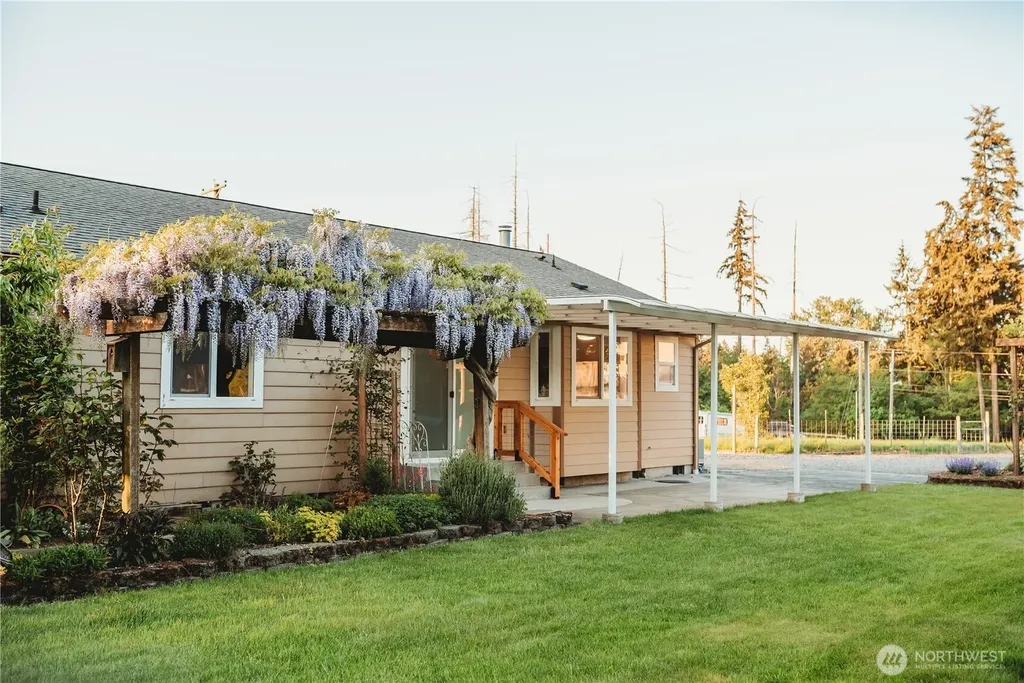 4004 50th Street Ct E Tacoma WA 98443