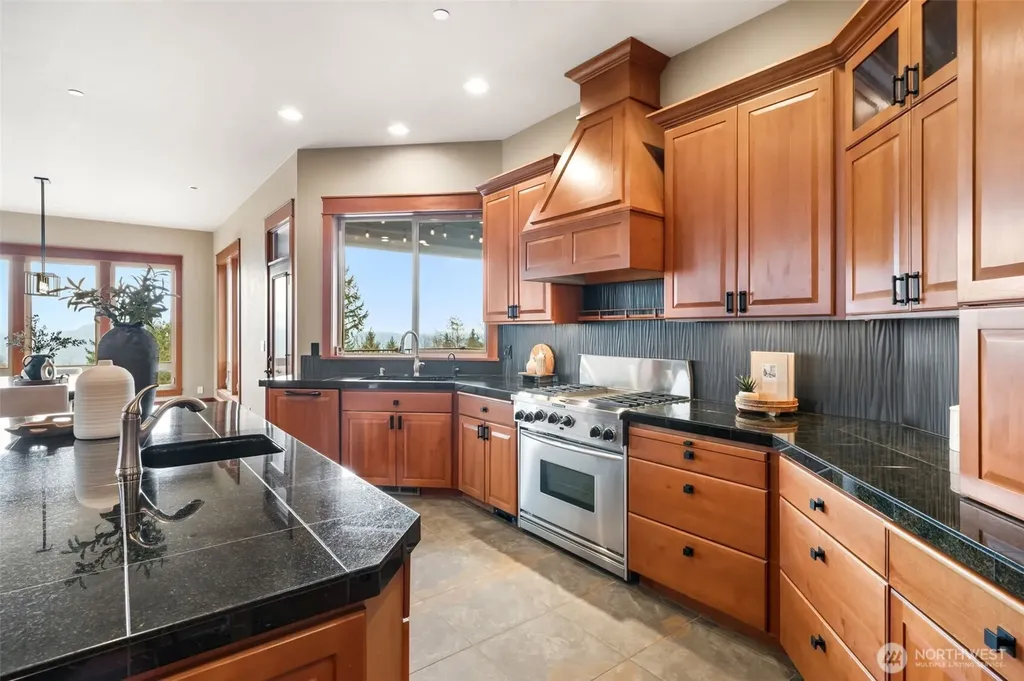 714 Sommerset Road Woodland WA 98674