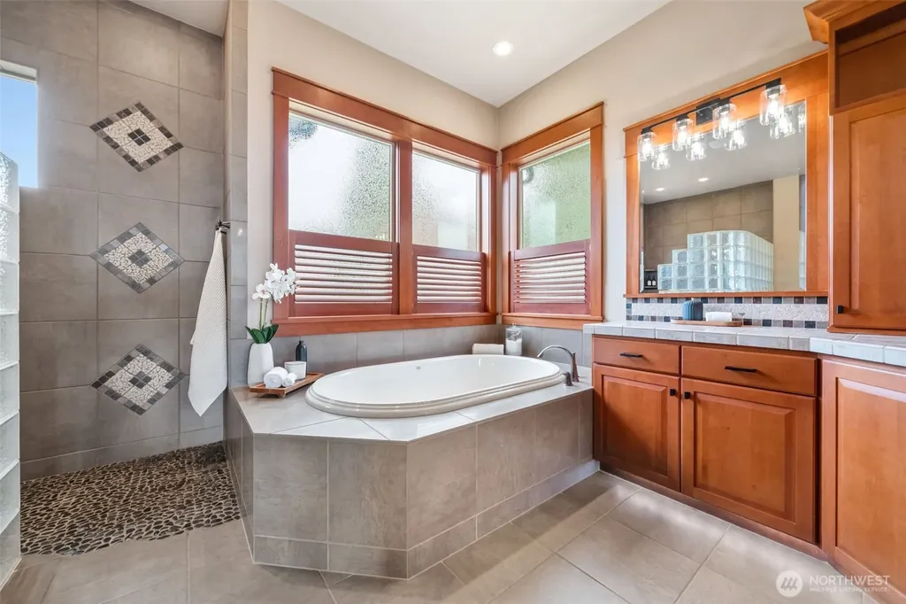 714 Sommerset Road Woodland WA 98674