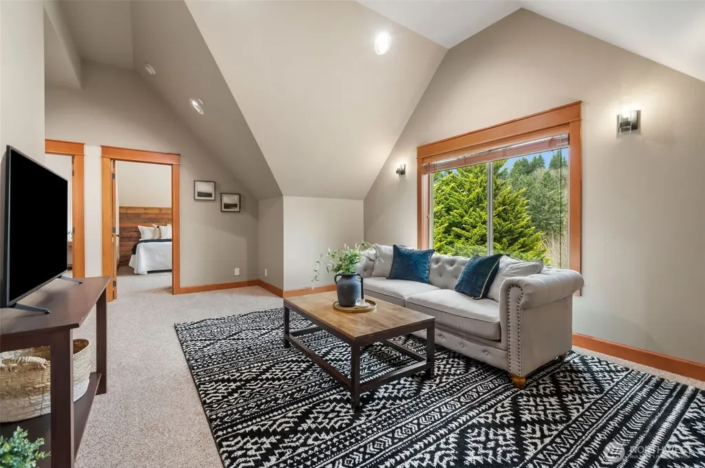 714 Sommerset Road Woodland WA 98674