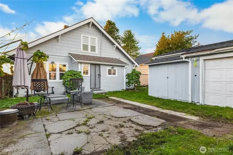 5033 S I Street Tacoma WA 98404