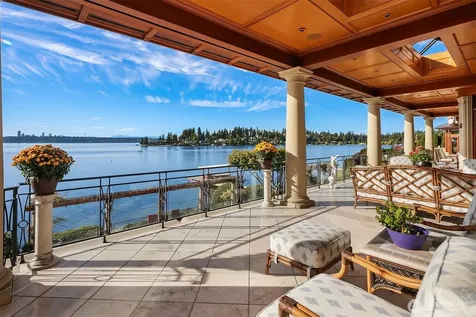 Bellevue WA 98004