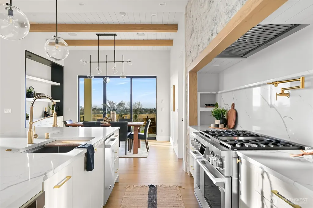 5414 Lasiandra Drive Blaine WA 98230