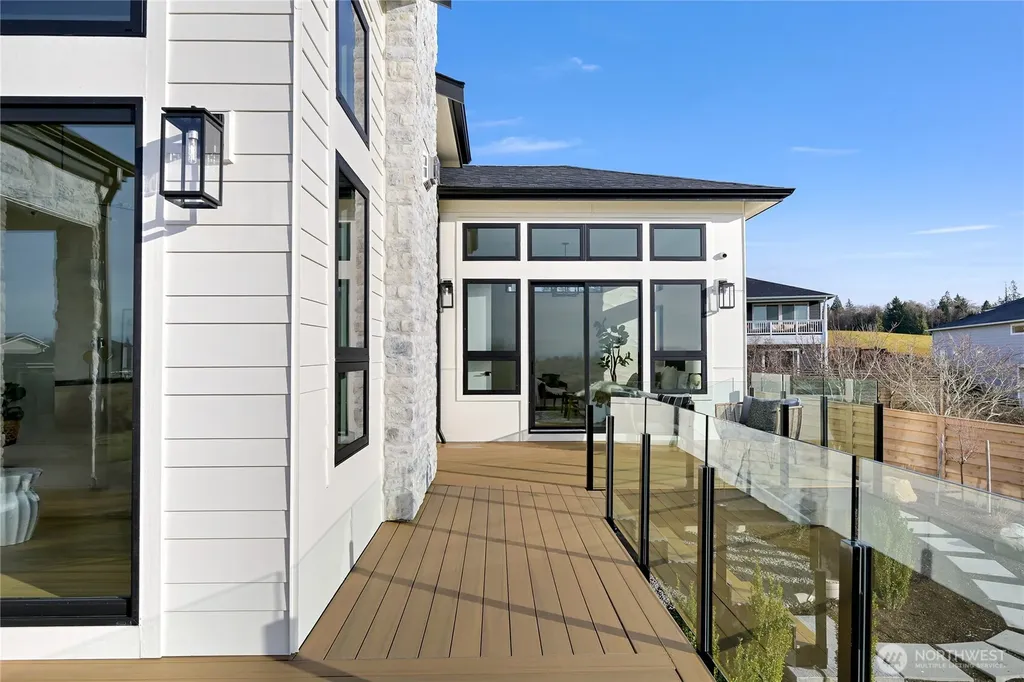 5414 Lasiandra Drive Blaine WA 98230