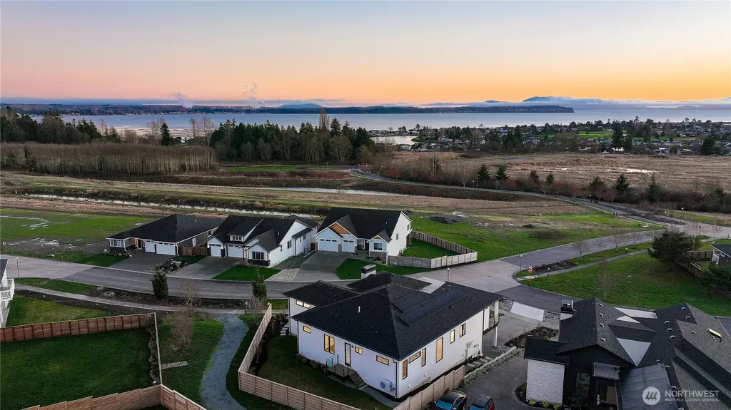 5414 Lasiandra Drive Blaine WA 98230