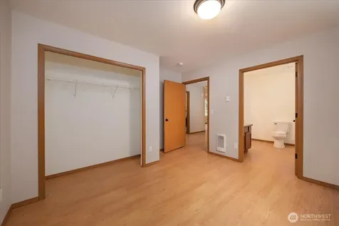 2295 S Camano Drive Camano Island WA 98282