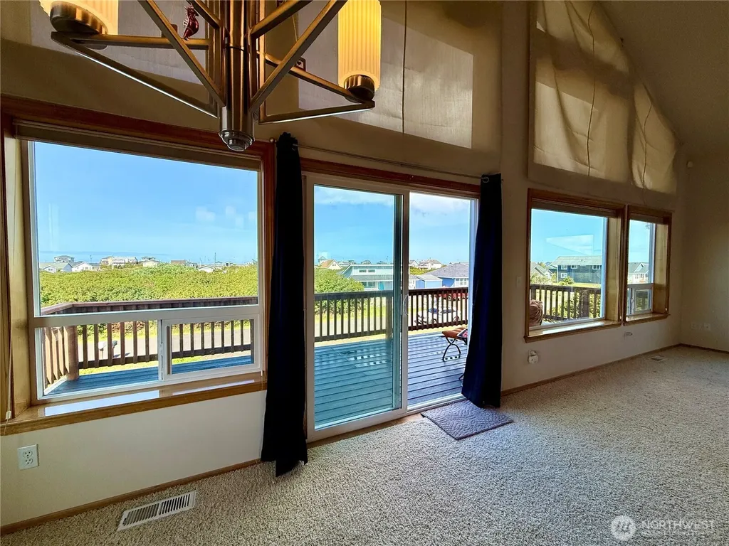 1160 Greenview Avenue SW Ocean Shores WA 98569