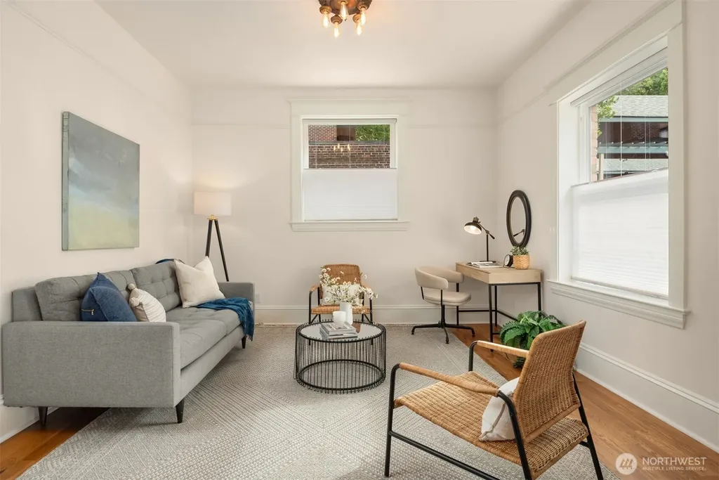 1726 15th Avenue Seattle WA 98122