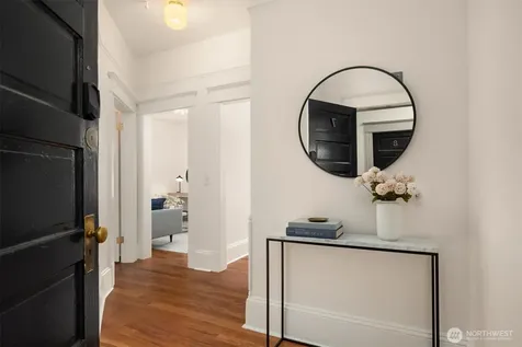 1726 15th Avenue Seattle WA 98122