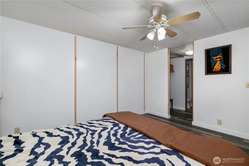 24 W Tipi Court Elma WA 98541