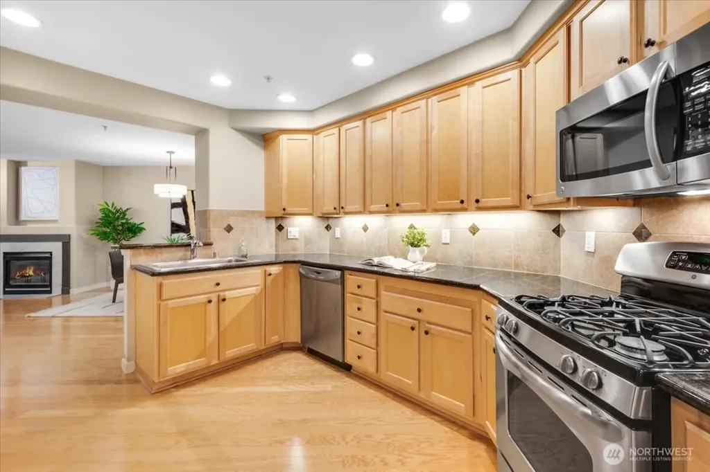 8500 Main Street Edmonds WA 98026