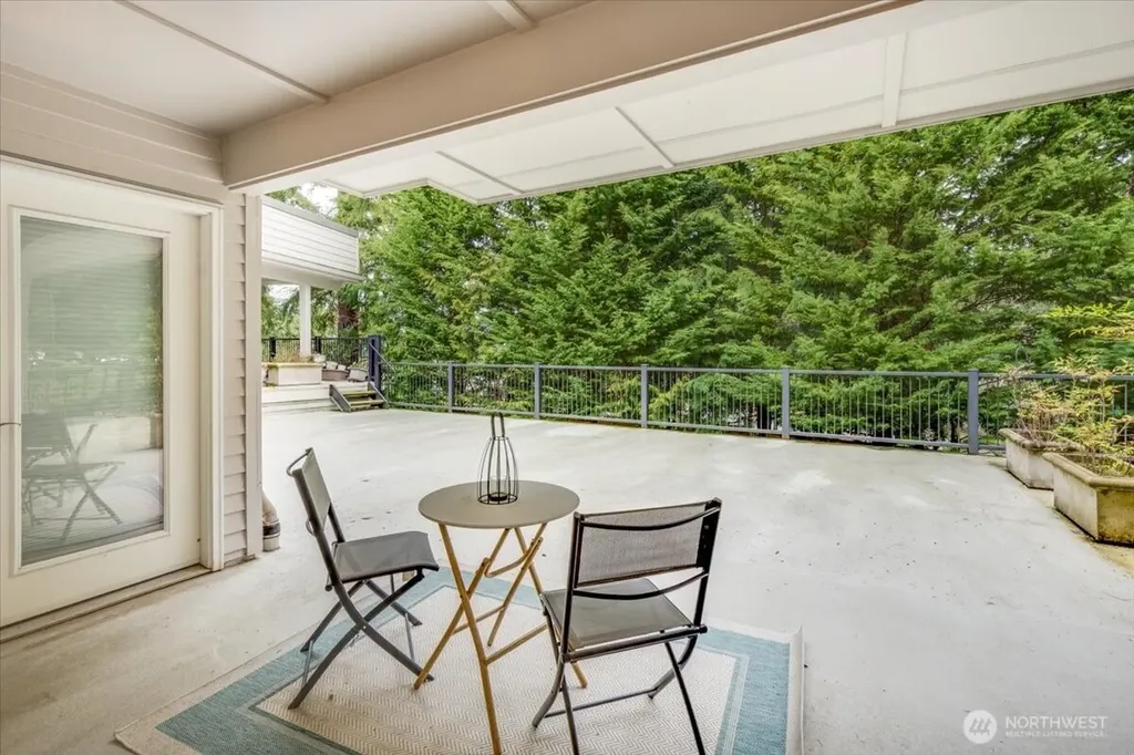 8500 Main Street Edmonds WA 98026