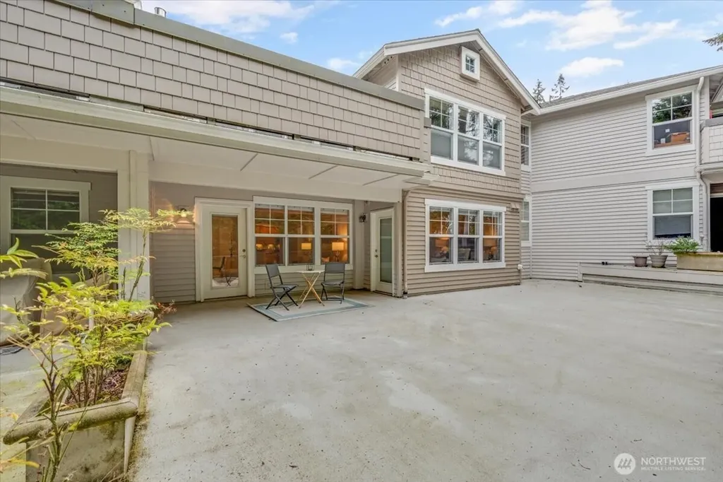 8500 Main Street Edmonds WA 98026