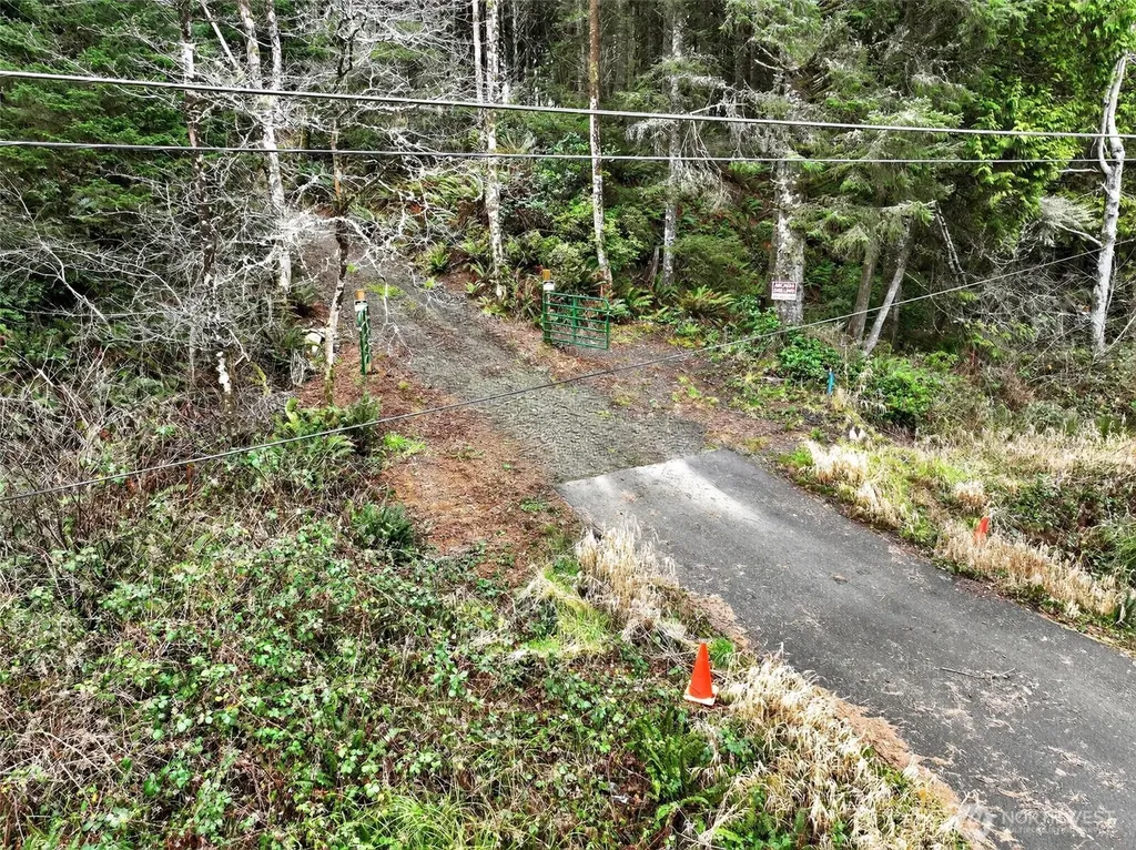 2772 State Route 109 Ocean City WA 98569